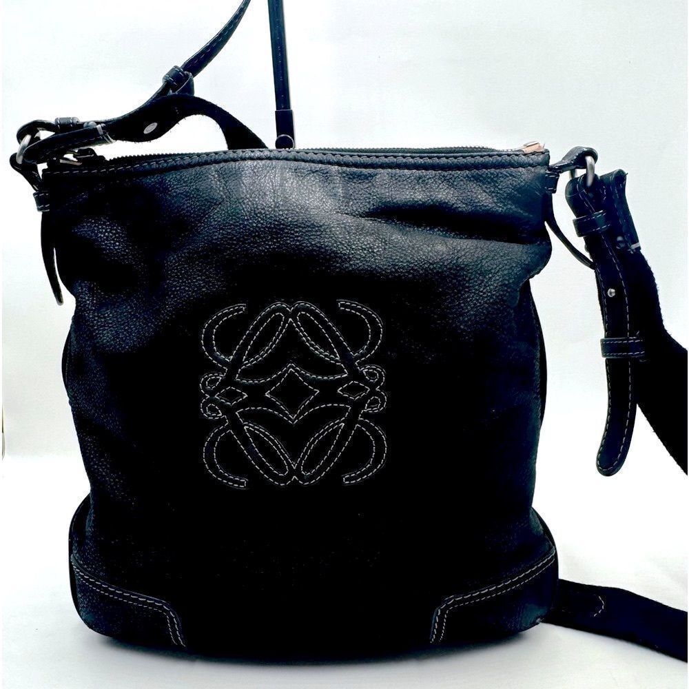 Auth Loewe Black Calfskin Anagram Crossbody Messenger Bag